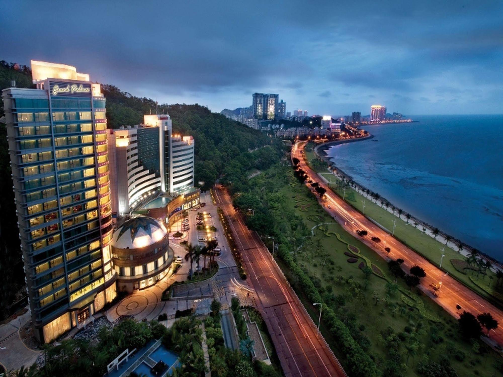 Grand Bay Hotel Чжухай Экстерьер фото